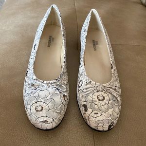 Ross Hommerson flats. Meticulously made,Beautiful shoes with specs of gold.